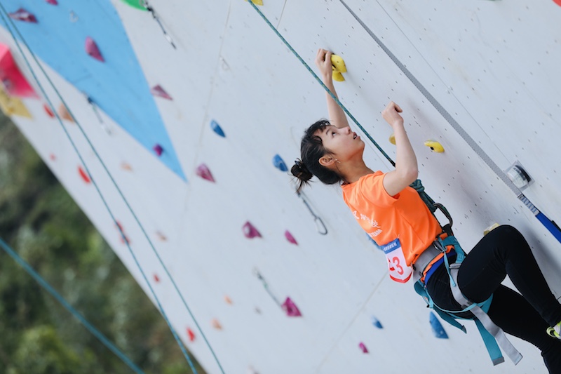 攀岩比赛02.jpg